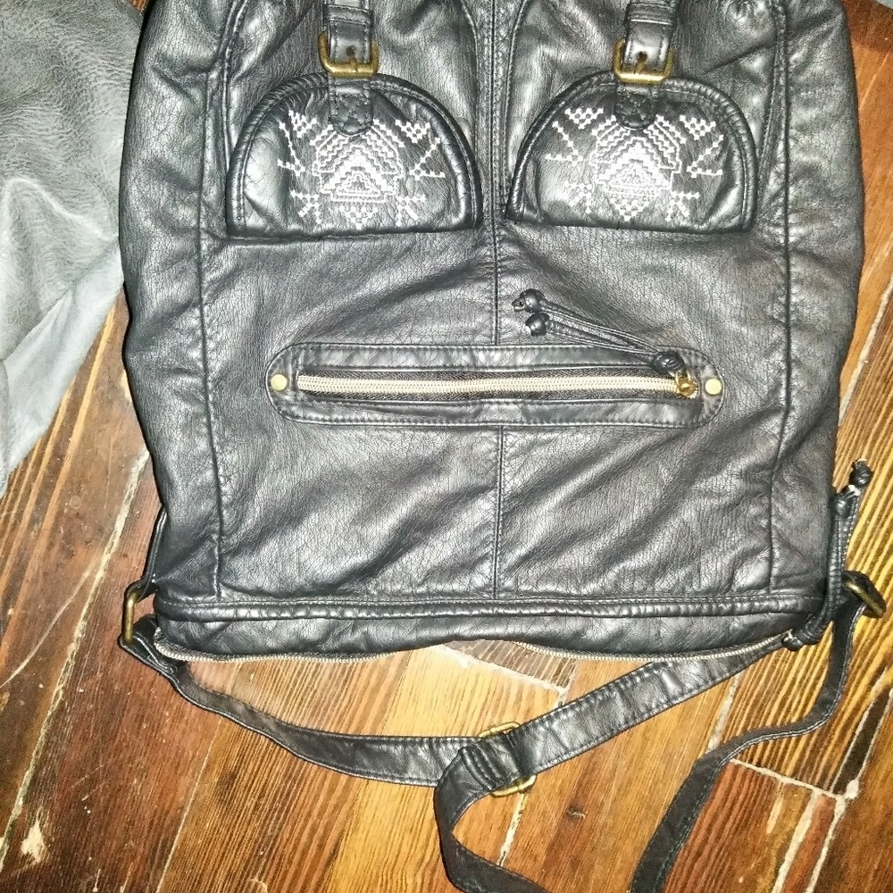 Purses - Picture 3 of 4